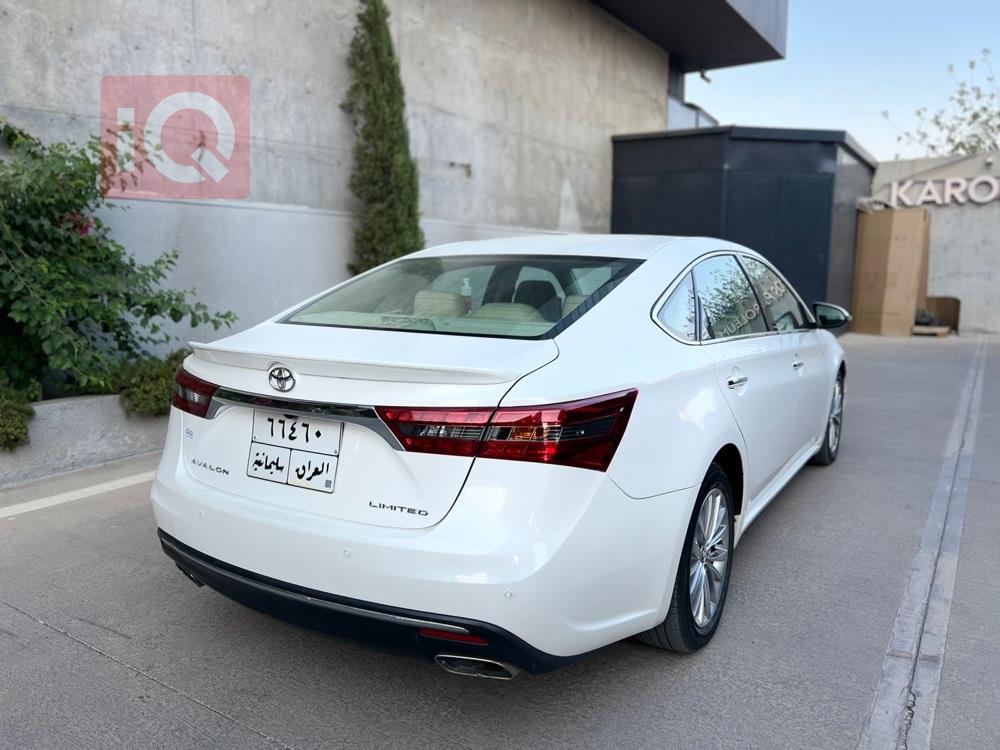 Toyota Avalon